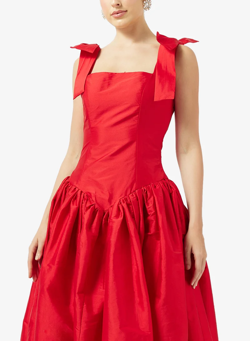 Namshi x  A-line Ball Gown With Princess Cut Waist for Women | Best Price UAE